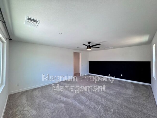 Building Photo - 34118 Willow Stone St