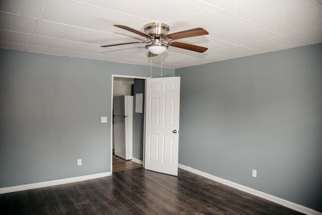 Building Photo - 2933 Horseshoe Pike
