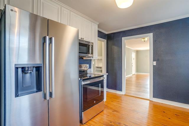 Building Photo - 4412 Calmont Ave