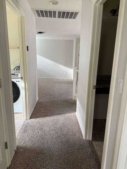 Building Photo - 7468 Morisset Ave