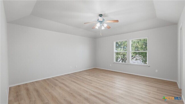 Building Photo - 821 Benning St