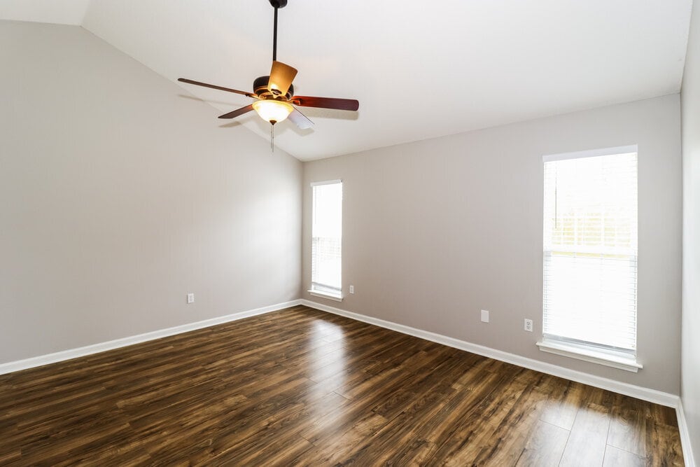 Building Photo - 751 Northwood West Cove