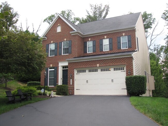 Primary Photo - Beautiful Single Family Home In Alexandria