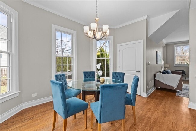 Building Photo - 1334 Wilmette Ave