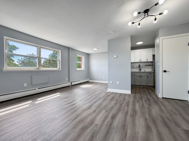 161 Tolland C-4 - 161-163 Tolland St