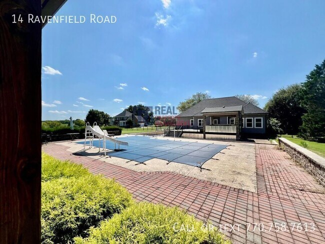 Building Photo - 14 Ravenfield Rd