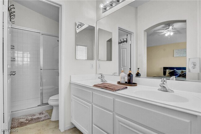 Building Photo - 9309 Mountain Rise Ave