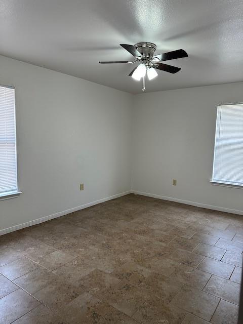 Building Photo - 711 Willowood