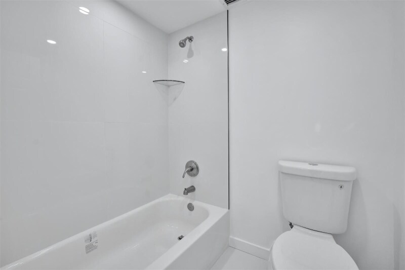 Building Photo - 3800 S Ocean Dr