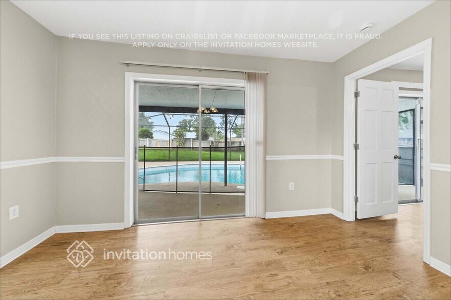 Building Photo - 4407 Orangewood Loop E