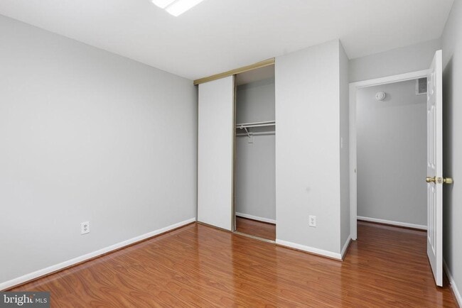 Building Photo - 1211 Springtide Pl