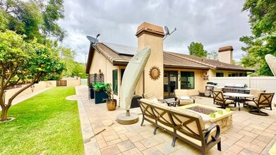 Building Photo - Beautifully Upgraded Single Story in the P...