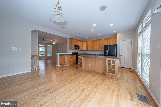 Kitchen - 1904 Northridge Dr