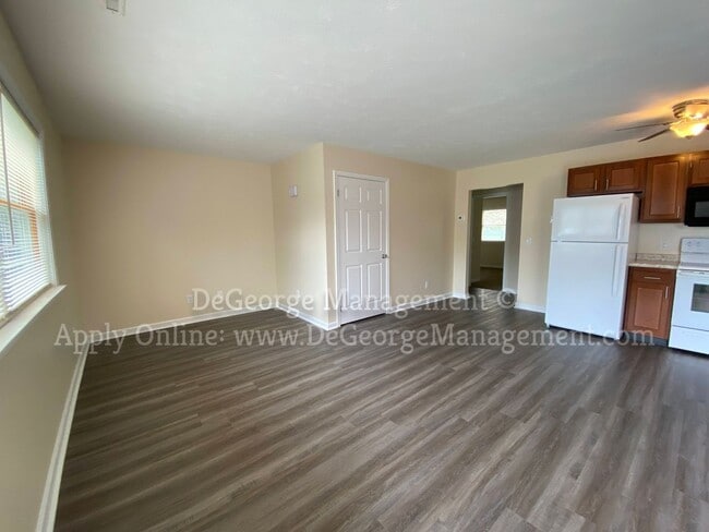 Interior Photo - Burdick Estates