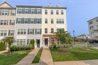 Building Photo - 17002 Beveridge Dr