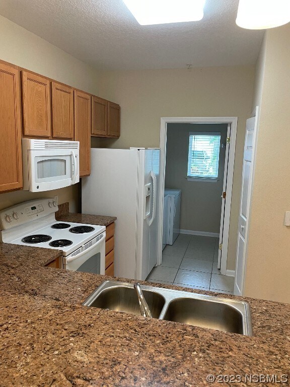 Building Photo - 401 Bouchelle Dr