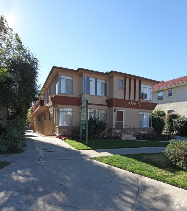 Primary Photo - Rowena Avenue Apartments