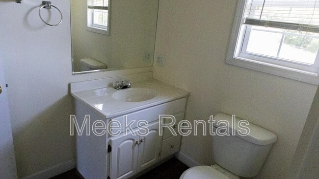 Building Photo - 410 Mill Rd