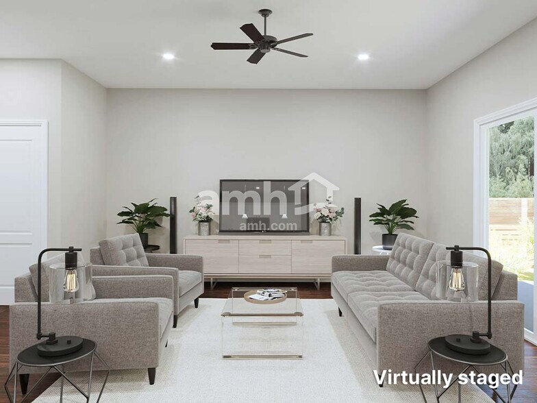 Building Photo - 885 Headland Wy