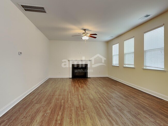 Building Photo - 3436 Shady Cove Ct