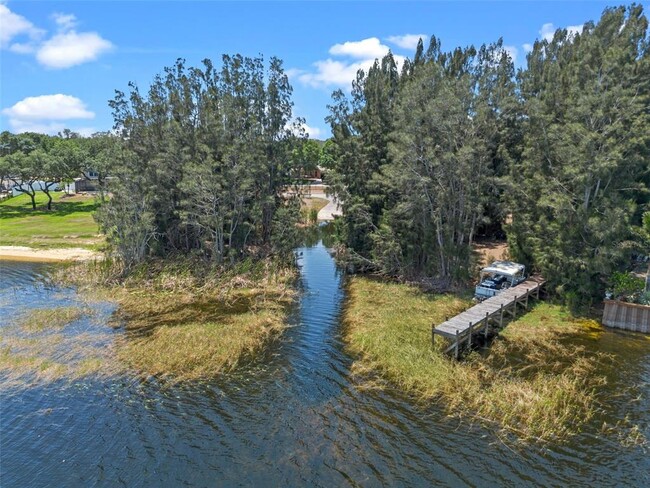 Building Photo - 16316 Meredrew Ln