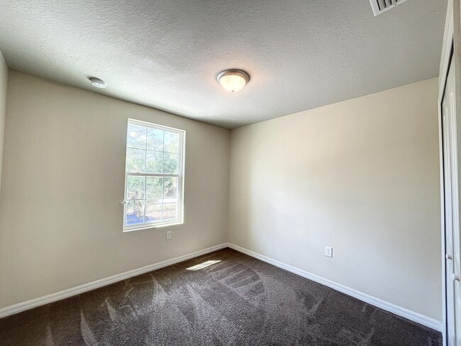 Building Photo - 3748 Chambers Ln