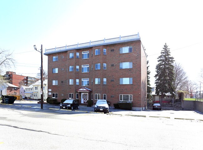 Primary Photo - 29 Gordon St
