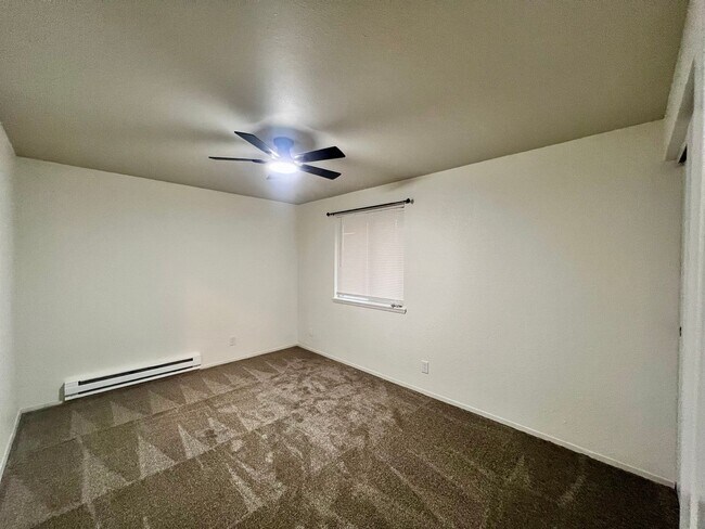 Building Photo - 500/502 Conway Pl*