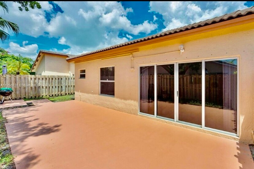 Building Photo - 8766 SW 213th Ter