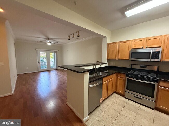 Building Photo - 12000 Market St