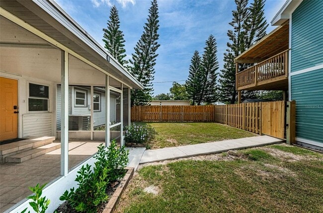 Building Photo - 618 40th Ave N