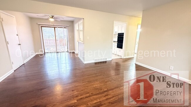 Building Photo - Charming 3-bedroom, 1.5-bathroom home in Kansas City