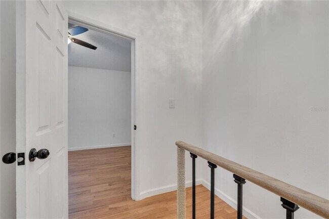 Building Photo - 9426 Lake Lotta Cir