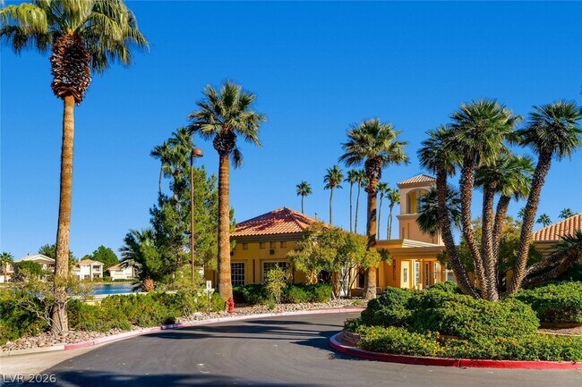 Building Photo - 7624 Desert Largo Ave