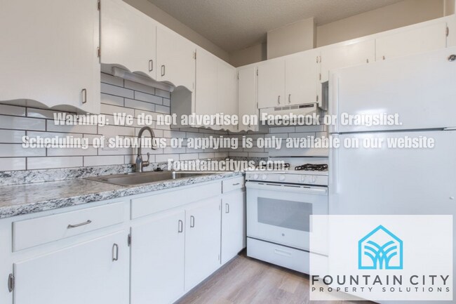 Building Photo - 4431-4437 Northeast Winn Road