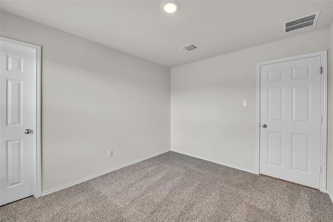 Building Photo - 144 Willers Rd