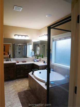 Building Photo - 4281 Rock Bend Dr