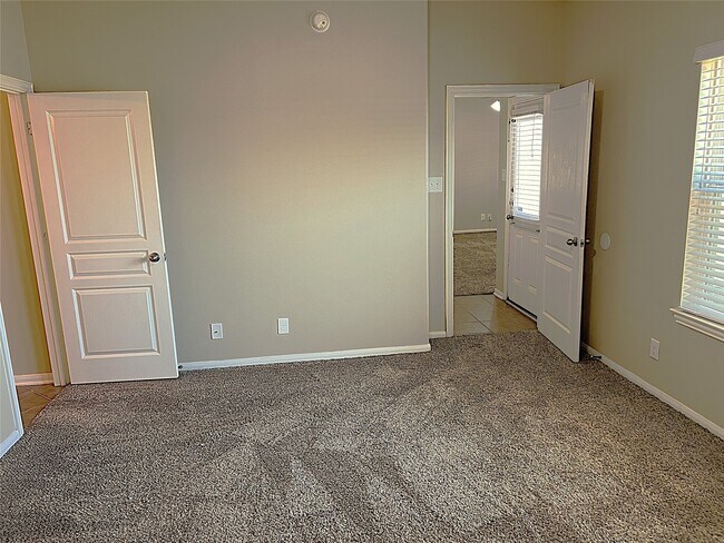 Building Photo - 17222 Hannah Oaks Ln