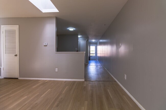 Building Photo - 14 N Black Horse Pike