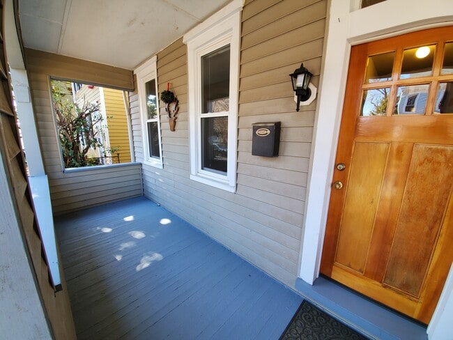 Primary Photo - 43 Madison Pl