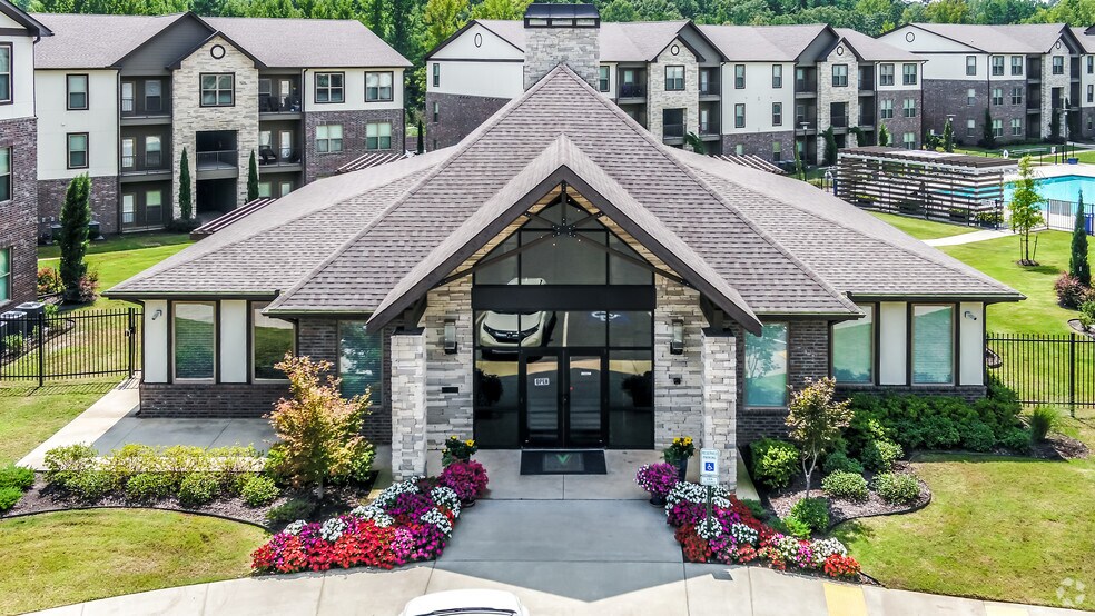 Apartments For Rent Near Shoppes At Chenal In Little Rock Ar Apartment Finder