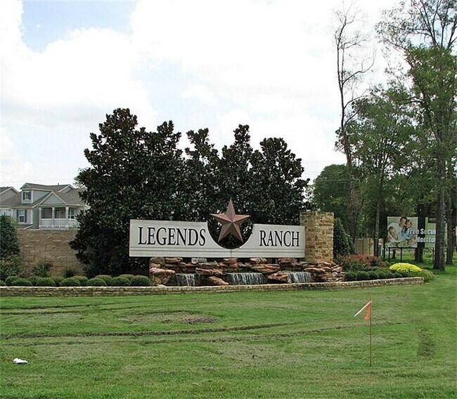Building Photo - 30415 Deleon Fields Dr