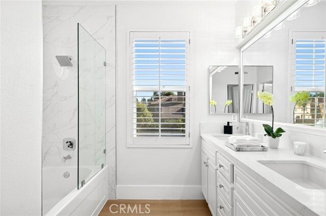 Building Photo - 20 Fecamp