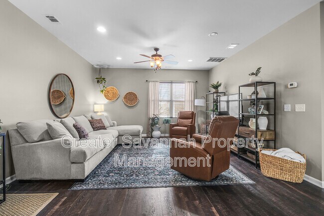 Building Photo - 153 Hamilton Grove Dr