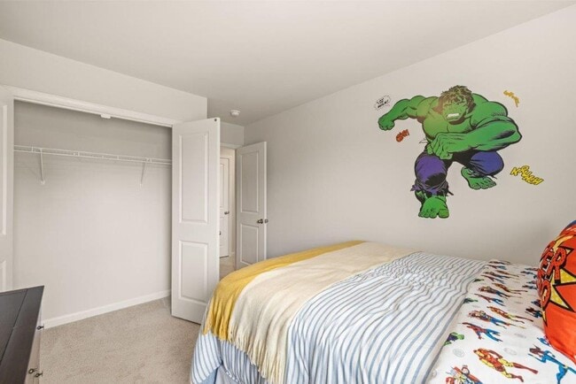 Building Photo - 811 Grovebury Ct