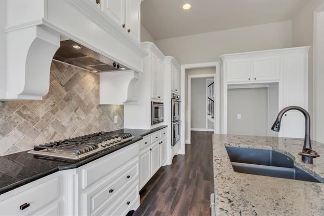 Building Photo - 2905 Vaquero Ln