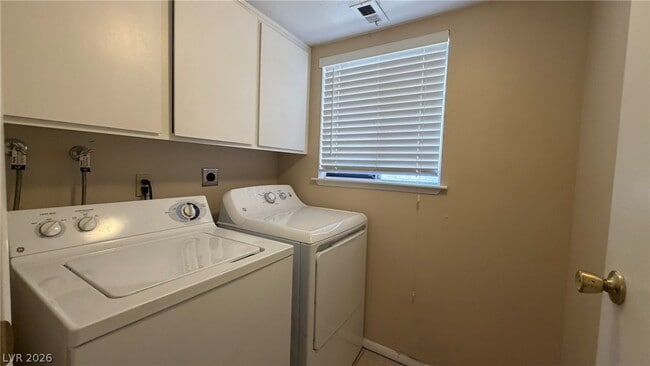 Building Photo - 6368 Spring Meadow Dr