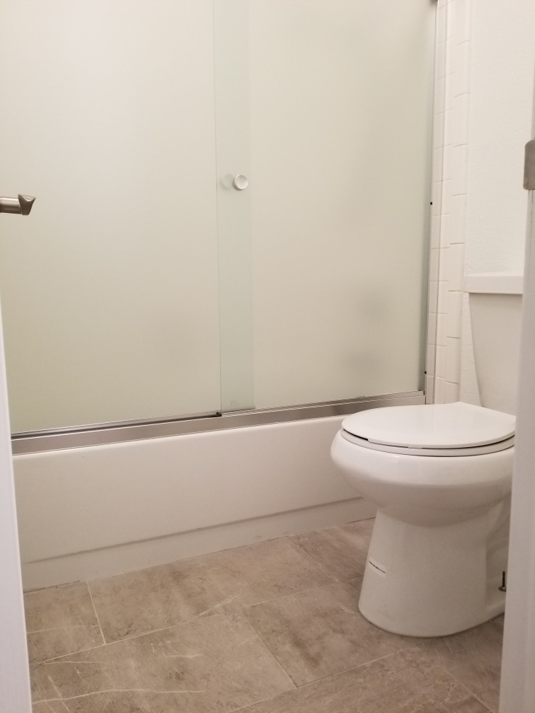 Building Photo - 6646 E Lovers Ln