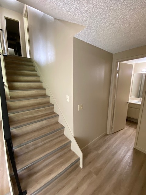 Building Photo - 7327 Unicorn Cir