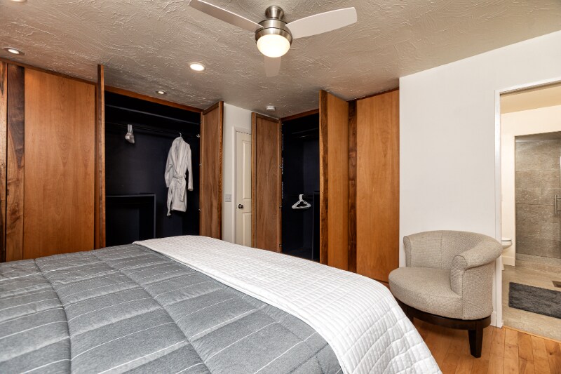 Building Photo - 8971 Alpen Way